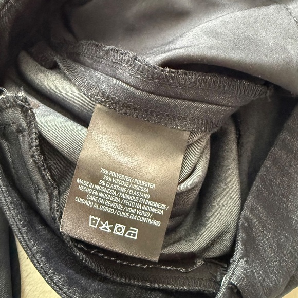 Women's Tahari Dressed Cropped Pants - Picture 8 of 11